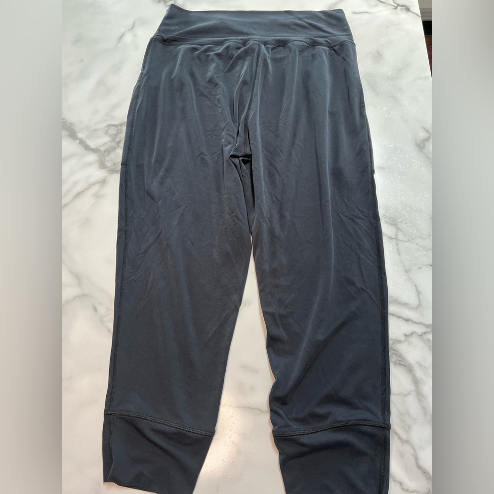 Fabletics Joggers - Picture 4 of 4